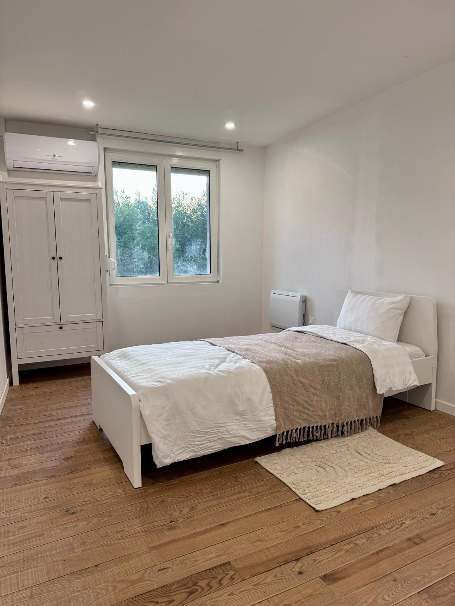 Champsevraine Appartement Moderne מראה חיצוני תמונה